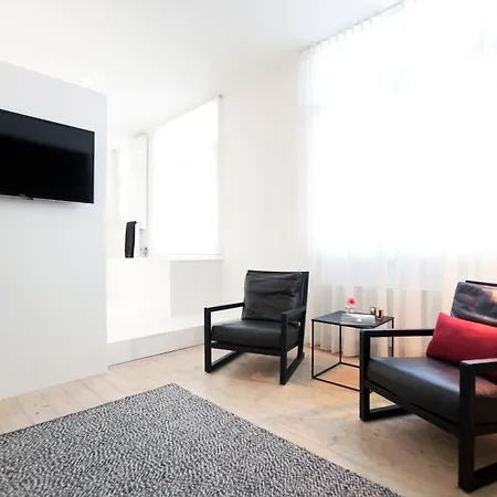 Bed & Breakfast Maison Nationale Flats & Antwerp